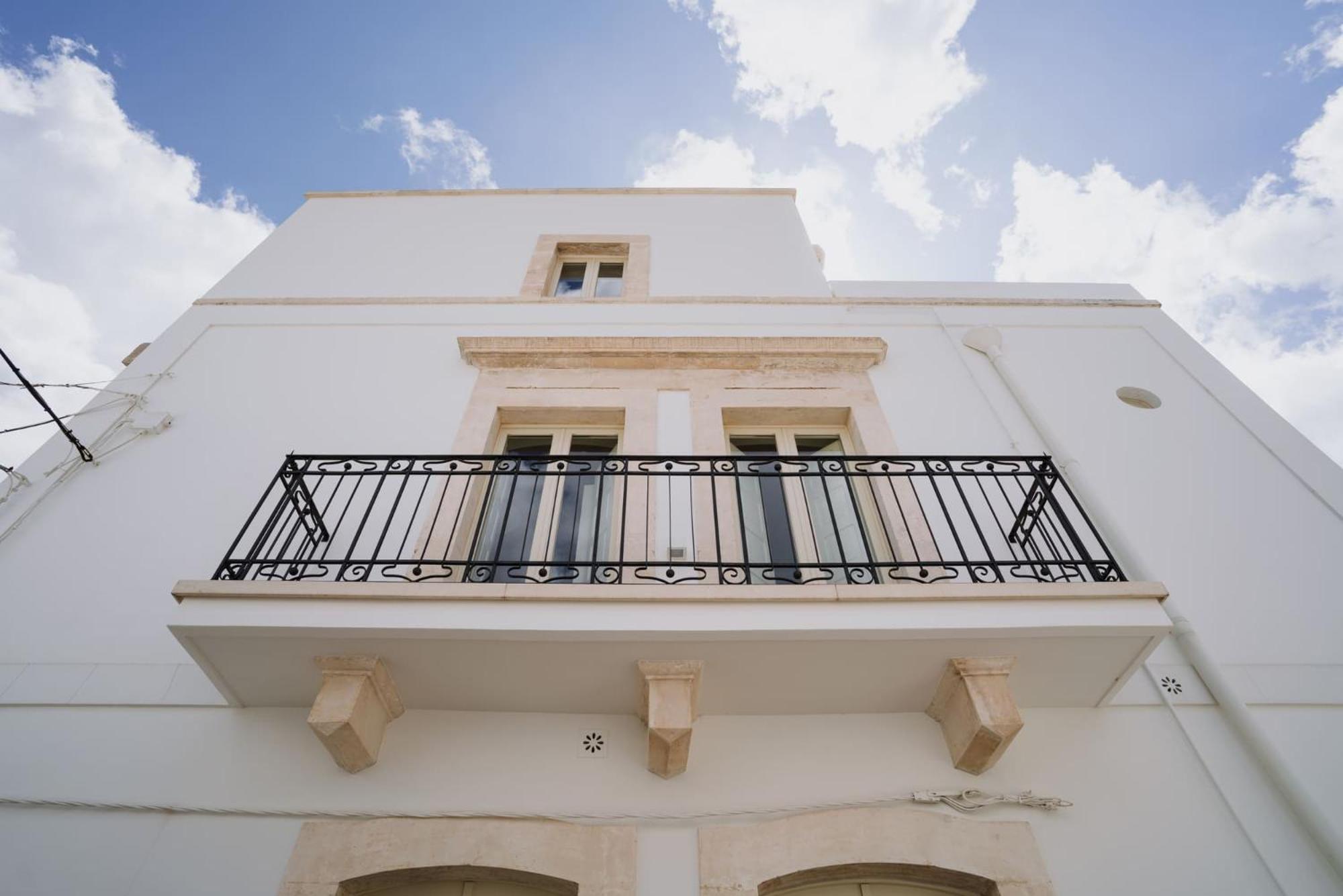 Palazzo D'Azeglio Hotel Alberobello Exterior photo
