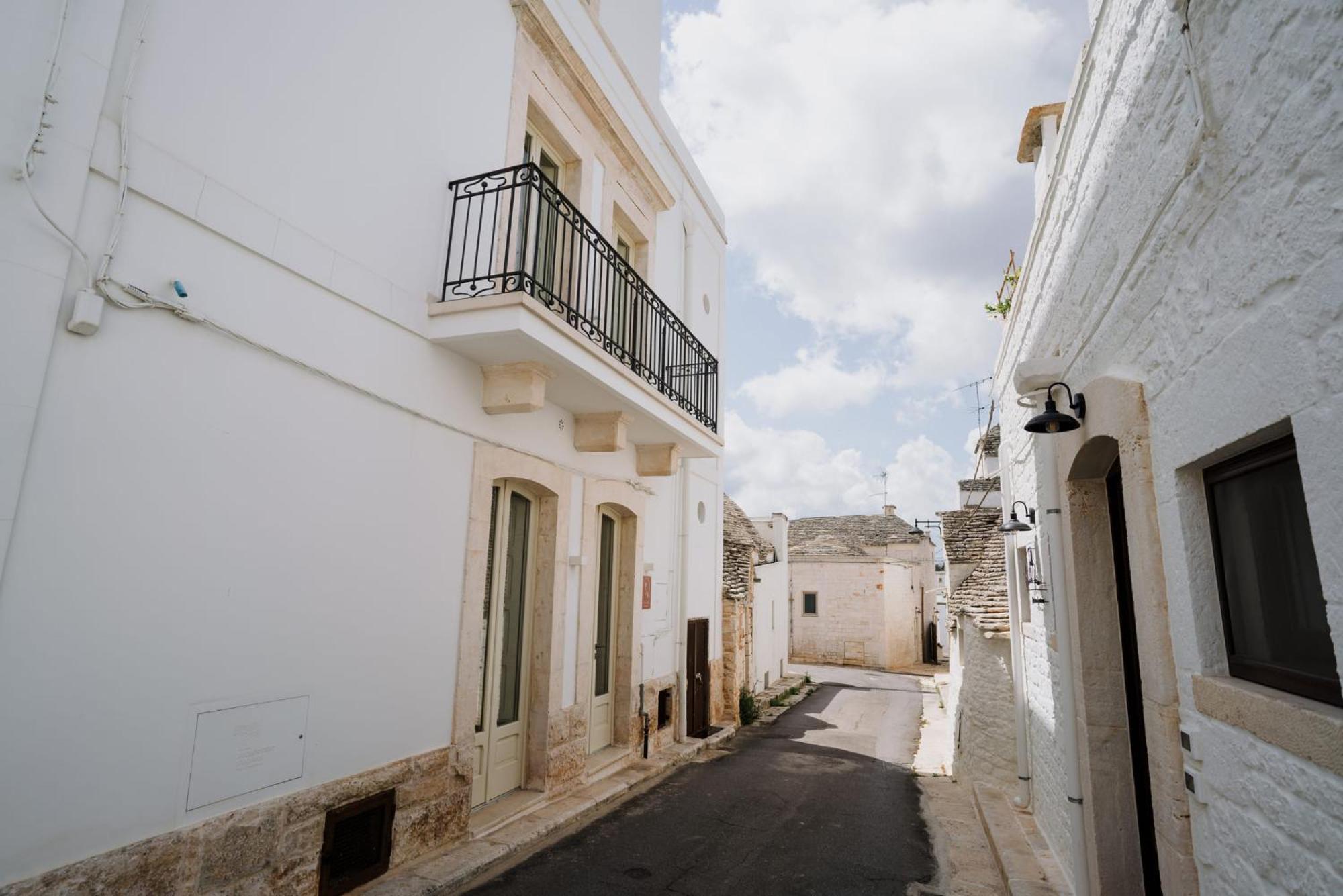 Palazzo D'Azeglio Hotel Alberobello Exterior photo